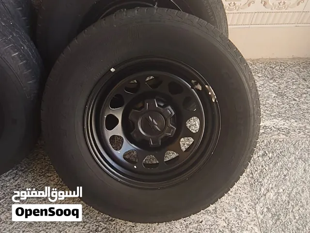 للبيع تاير مع ويل مع كب