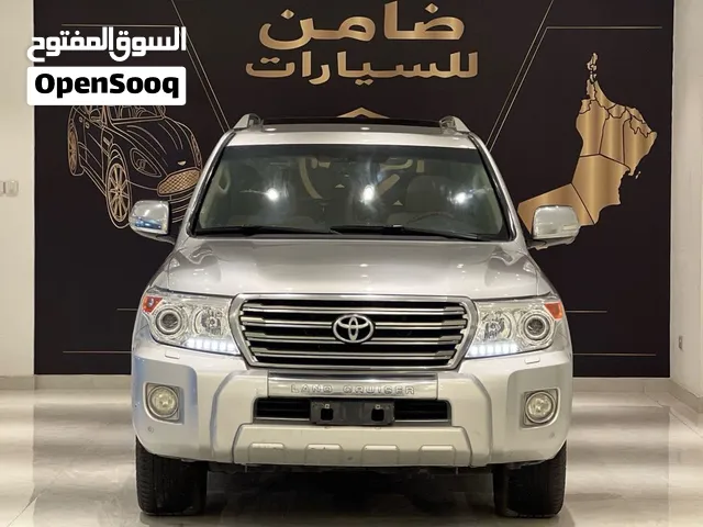تويوتا لاندكروزر GXR 2015