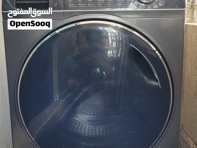 غسالة اتوماتيك من نوع هاير للبيع.