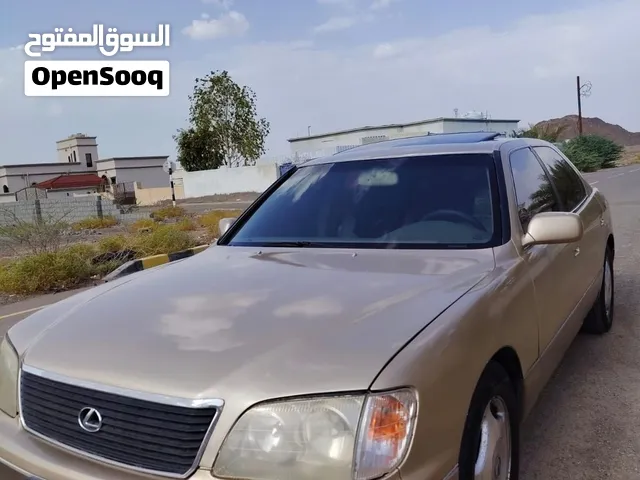 لكزس LS400