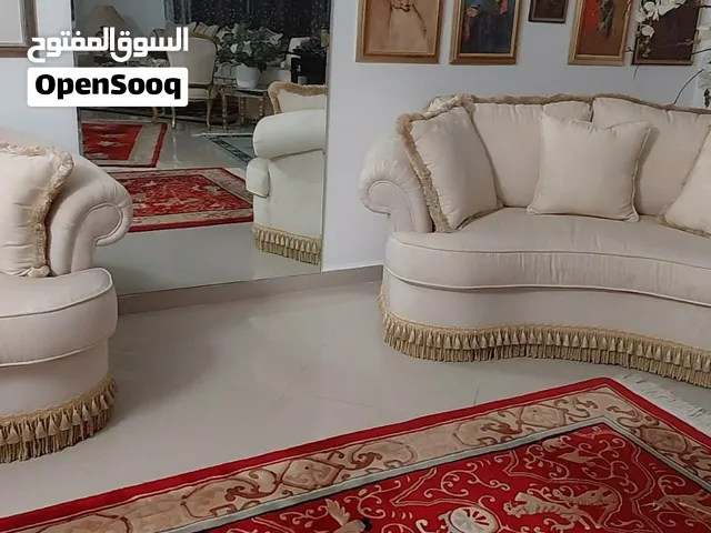 لِأصحاب الذوق الرفيع: أثاث منزلي راقٍ بحالة ممتازة (للبيع المباشر) - (لا للتجار والوسطاء)