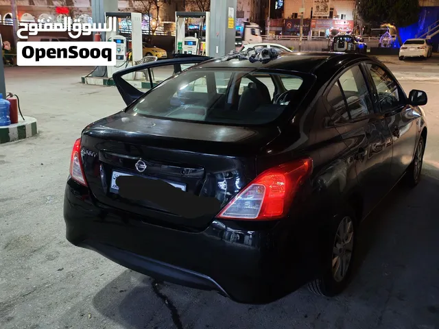 Sedan Nissan in Amman