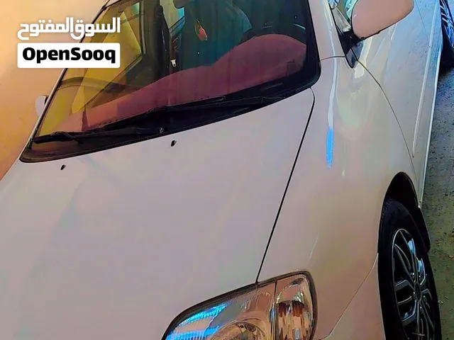 للبيع تايوتا كرولا 2001 السياره نظيفه جدا جدا استخدام شخصي  مسجله ومبيمه لغاية31 1 2026 مكينه قير اس
