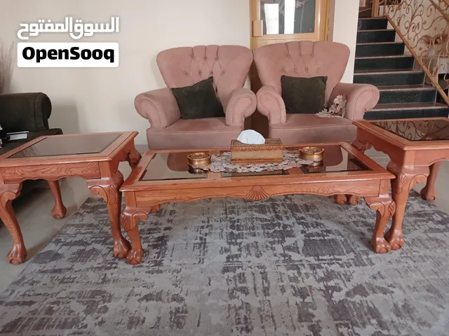 طاولة وسط و طاولتين كورنر