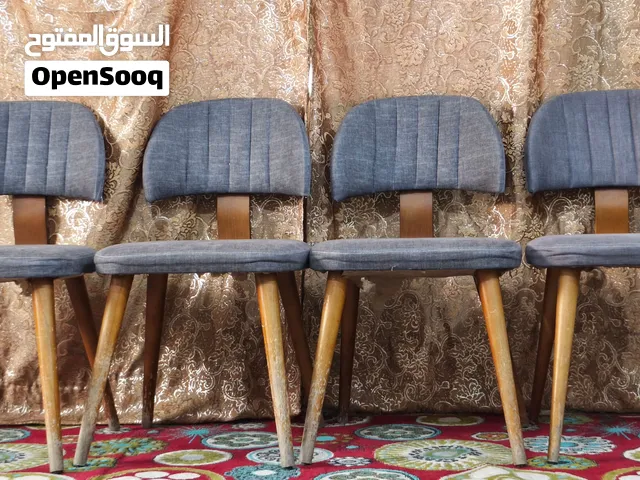 كراسي لعداد 8