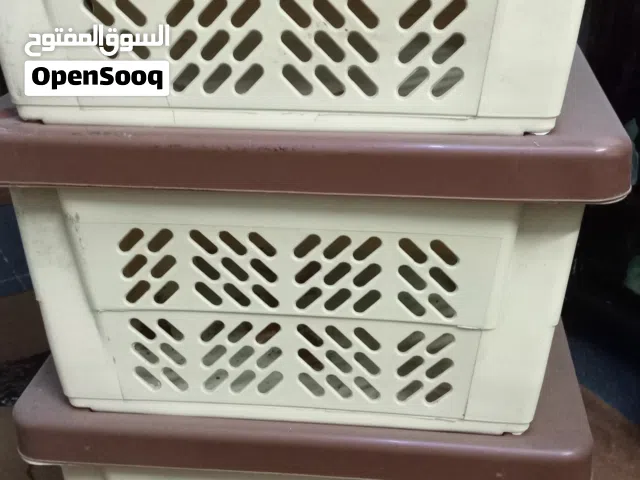 حافظة خضروات ماركة الهلال والنجمة مكونه من 4 أرفف و 4 عجلات لتحريكها بسهوله