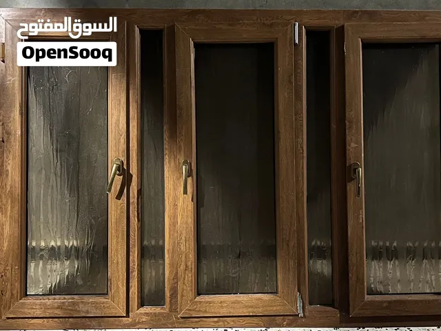 نوافد بي في سي للبيع