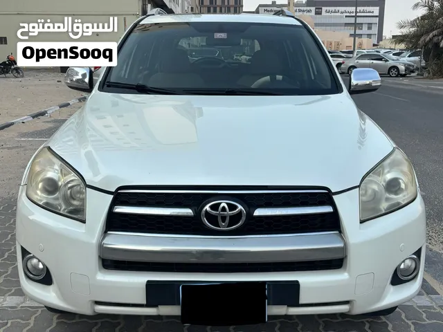 Toyota RAV4 Gcc Model 2012 Full option limited km/182 4WD 4 cylinder