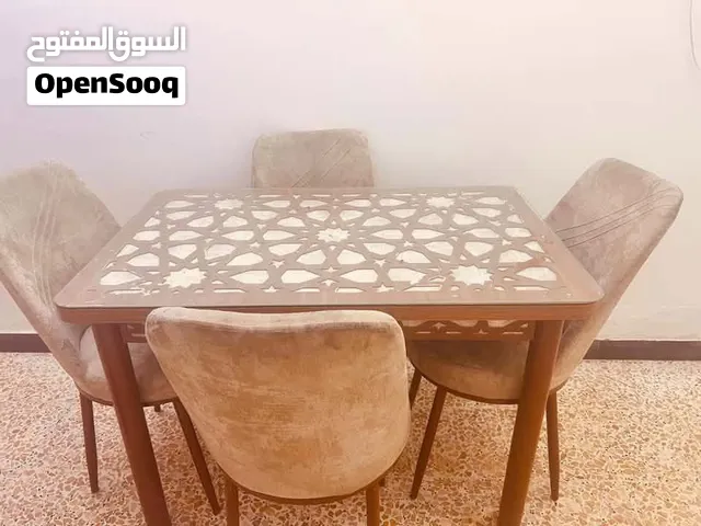 ميز طعااام