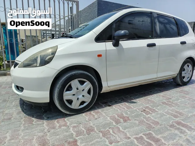HONDA JAZZ – CLEAN, GENUINE LOW MILEAGE in Abu Dhabi mussafah – AED 14,000