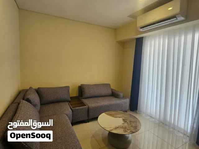 شقة للبيع في القرية اللبنانية