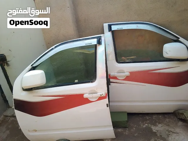 نيسان نيفاره 2010