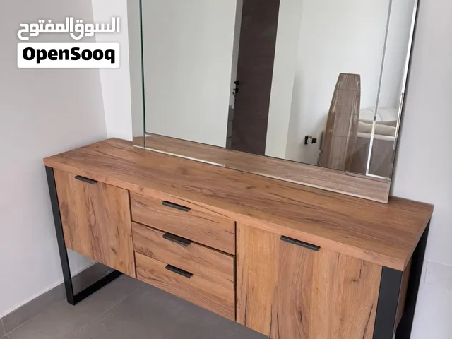 Console storage table with a mirror new