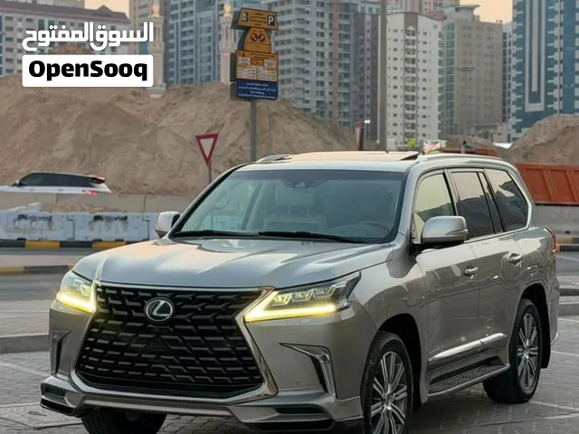 لكزس LX 570 2016 بدون حوادث وكالة وارد امريكا كلين تايتل شد وكالة اوراق حيازة