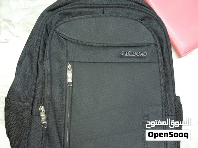 حقيبة ظهر شبابية عملية ومرتبة من ماركة Lulu Gao فقط—تصميم أنيق وسحابات عملية تناسب كل يوم