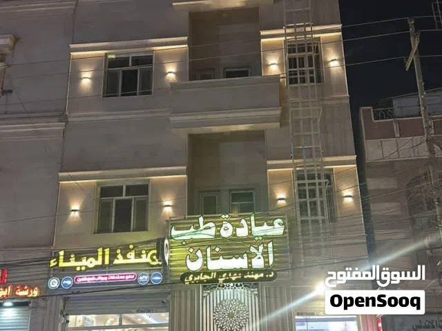 بناية تجارية للبيع الجنينة على الشارع العام مقابل جامع الكرناوي