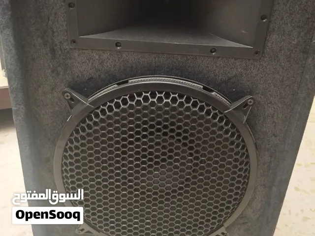 سماعات للحفلات مع جهاز