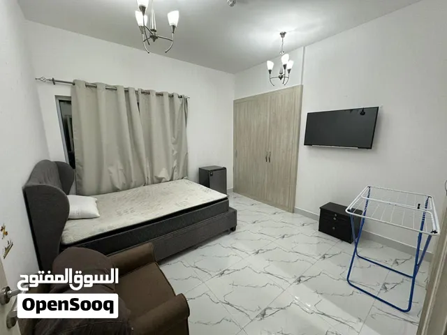 برتشنات وغرف وسرير