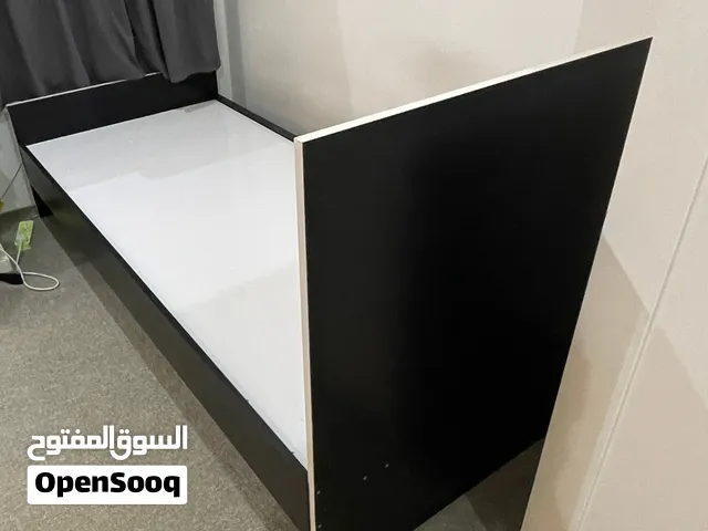 سرير نوم خشب مستعمل للبيع
