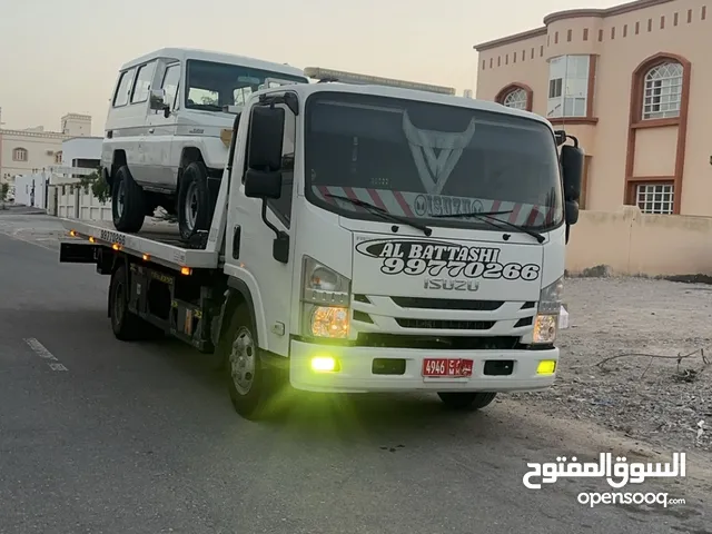 توجد لدينا رافعه رافعة بريك دون داون نعمل على مدار الساعه بمسقط وخارج مسقط