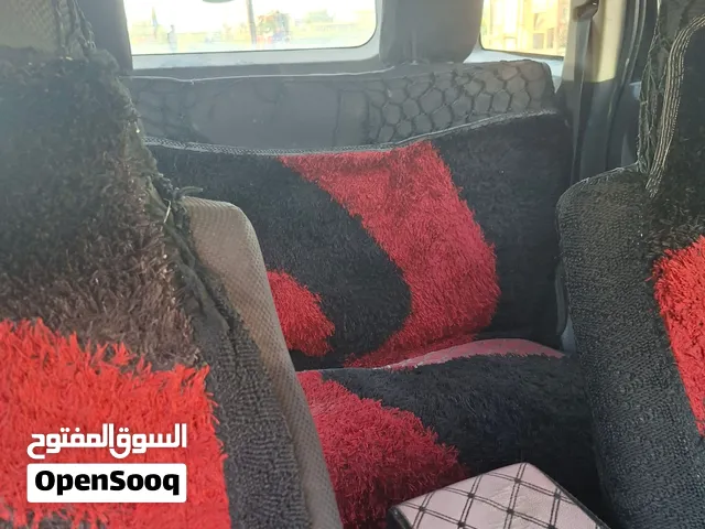 جيب نترو للبيع سيارة حلوه بس بيه كازكيت