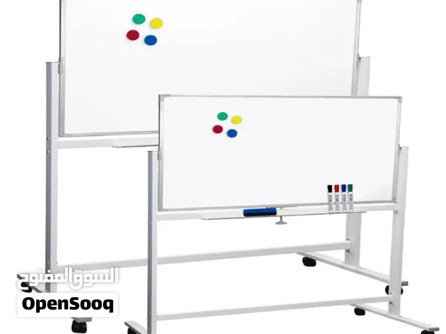 سبورة بيضاء متحركة وجة او وجهين متعددة الاحجام