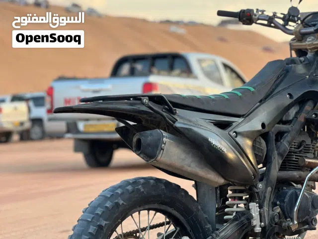 للبيع دراجة نارية شارماكس 2022 مستعملة بحالة جيدة