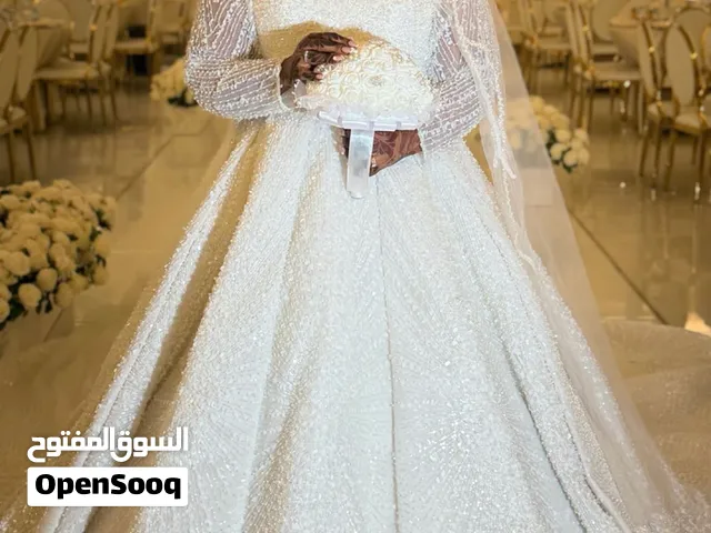 فستان زفاف عروس كلاسيكي Ball Gwon للبيع / الايجار
