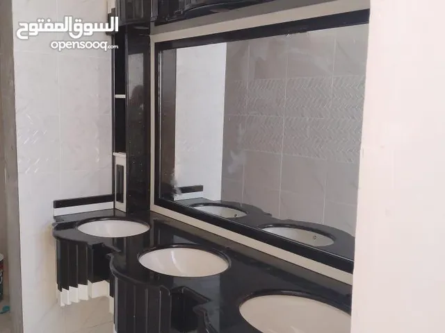 مصنع رخام لعمل المغاسل وطاولات وكراسي وتركيب الباسكو