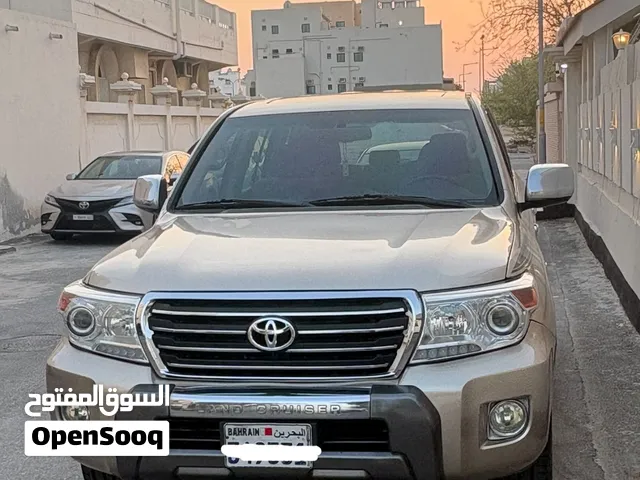 Used Toyota Land Cruiser in Muharraq