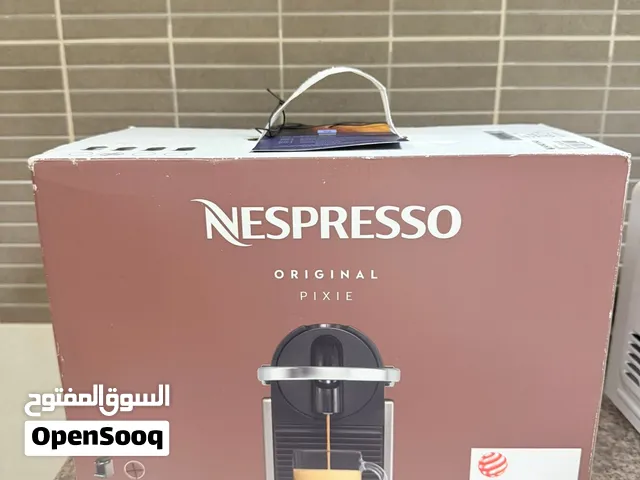 جديدة  Nespresso Pixie Original للبيع ماكينة سعرها في السوق 650