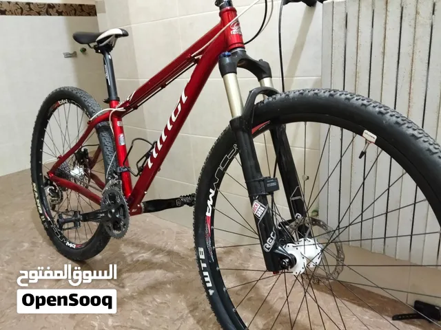 NINER EMD9