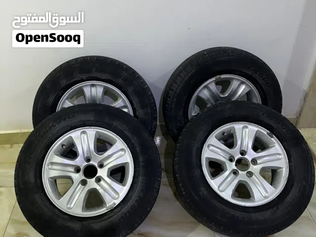 قمم مستعملة بحالة جيدا جدا مقاس 225/15