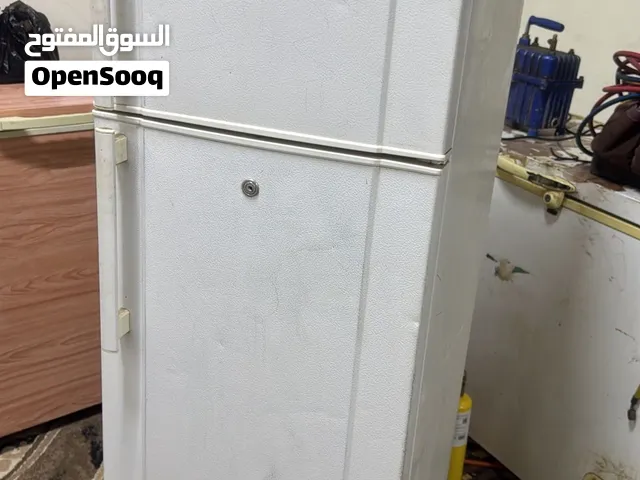 ثلاجه حجم 10قدم شرط التجميد بسعر مناسب