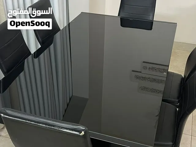 طاولة طعام 6 اشخاص