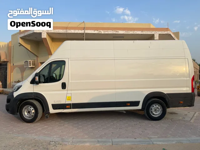 Peugeot Boxer FT40 2021 GCC for sale