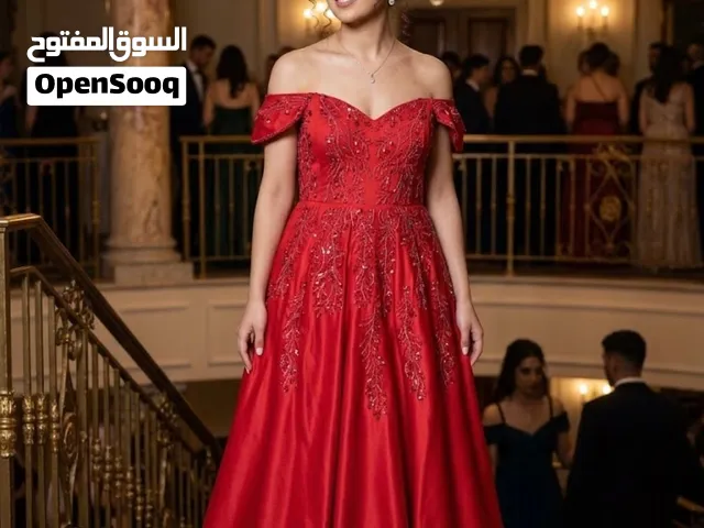 فستان حنة جديد مستخدم مرة وحده قياس 44