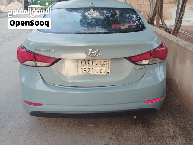 Hyundai Elantra 2016