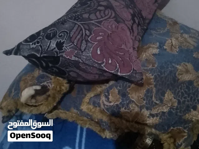 وساده بالغلاف /مخاد// ي خمسة قطع