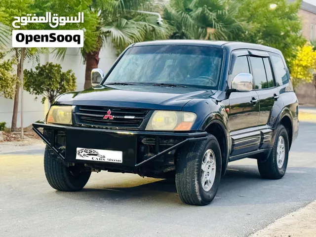 Mitsubishi Pajero 2002 Model Full Option Low Mileage With Sunroof Dark Blue Color - ميتسوبيشي باجيرو