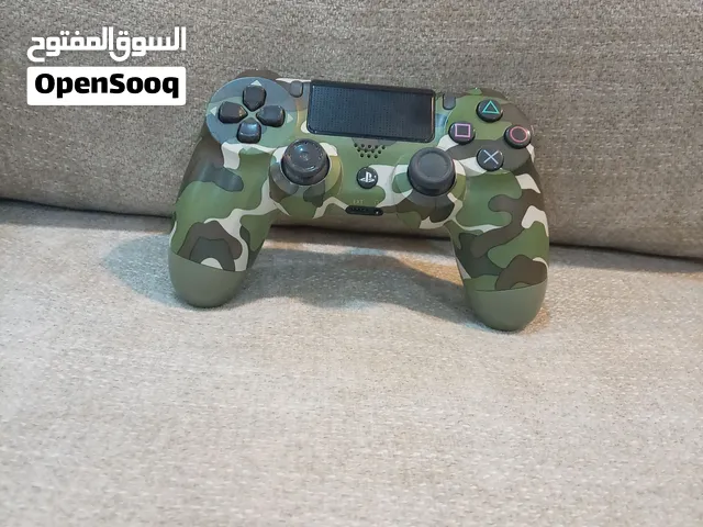 يد بلاستيشن 4
