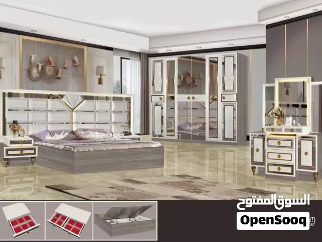 Bedroom set available for sell.