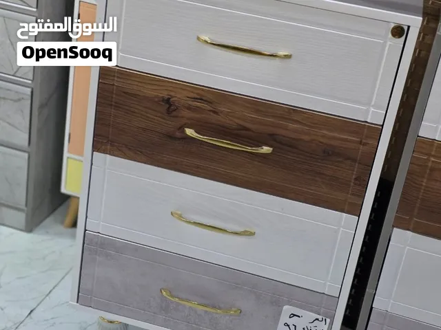 مجرات رباعية خشب بتصميم عصري وعملي  إذا تريد ترتيب ملابسك وأغراضك بطريقة أنيقة، هذه المجرات ت