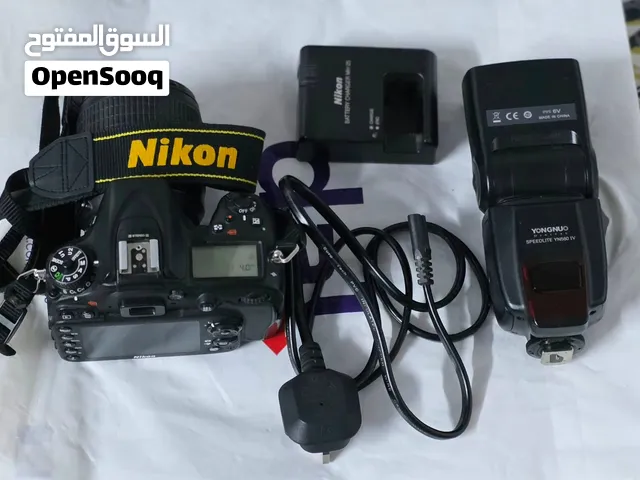 Nikon D7100 plus 18-105 f3.5 lens plus flash, like new, shutter count 6700, flagship model and perfe