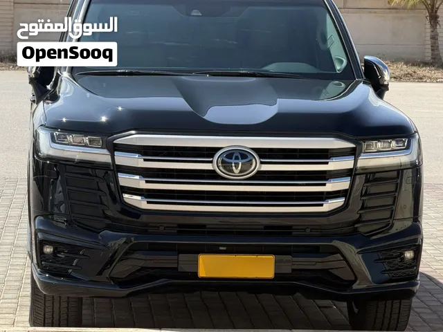 Used Toyota Land Cruiser in Dhofar