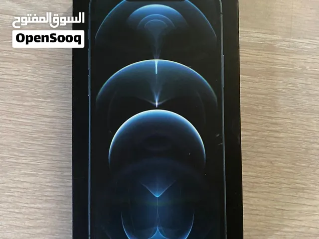 box ايفون12