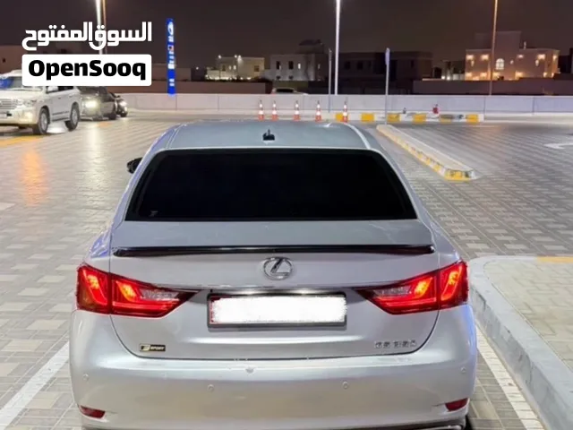 للبيع لكزس gs 350 ( F sport ) سنقل دفع خلفي موديل 2013