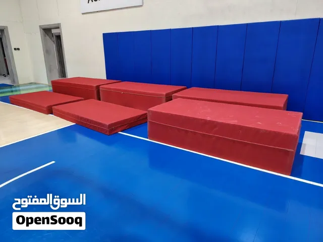 فرشات رياضيه للجمباز او للاستخدام الرياضي في  الصالات للتواصل