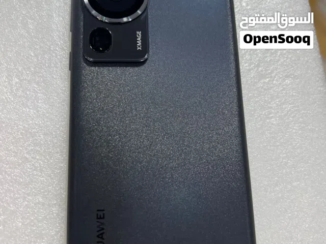 تلفون مستخدم 20 يوم كل اغزاضه موجوده كرتونه وشاحن 256 جيبي 8 جيبي رام