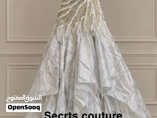 فساتين استعمال ممتاز مصممين